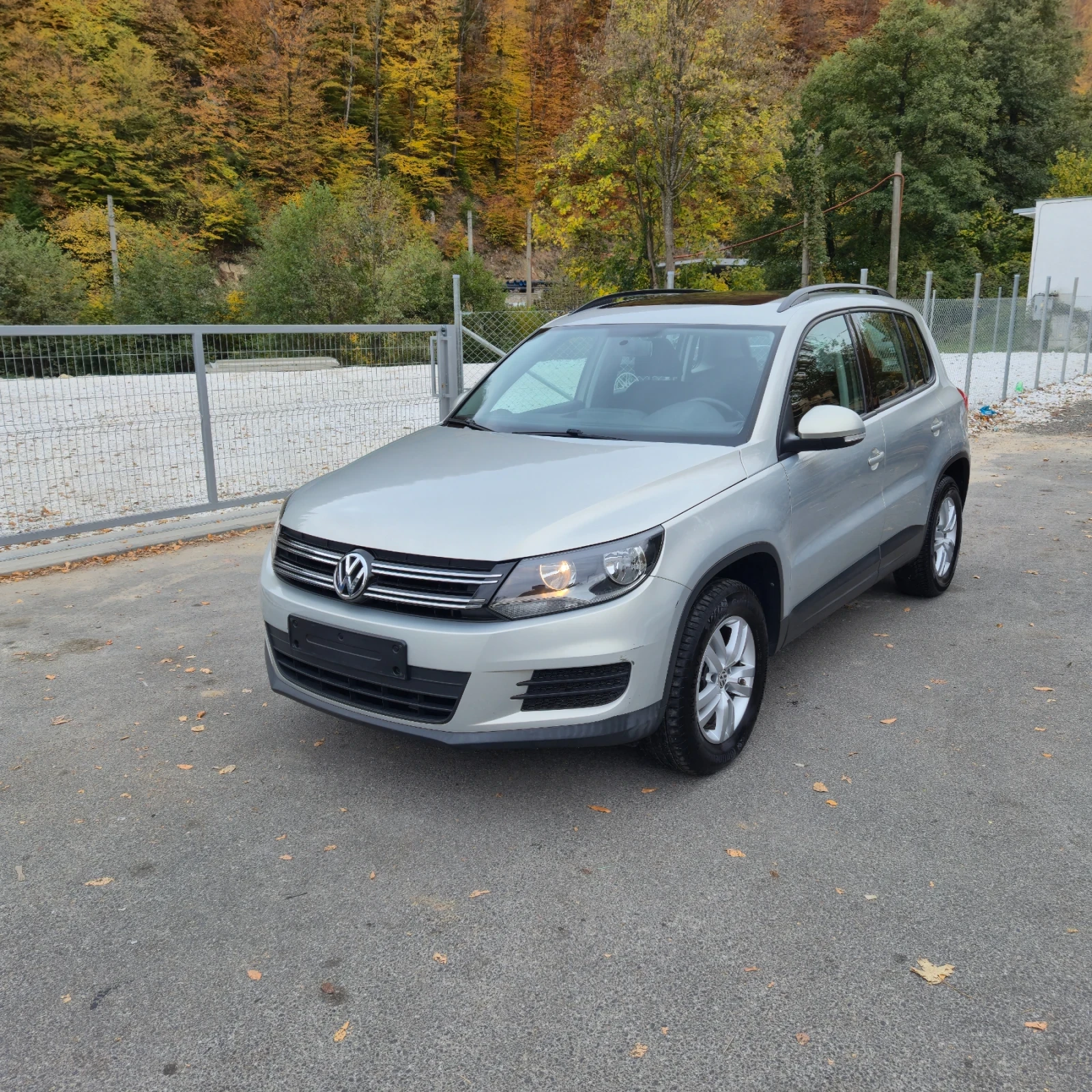 VW Tiguan 2.0 TDi 4 MOTION, снимка 2 - Автомобили и джипове - 56665908