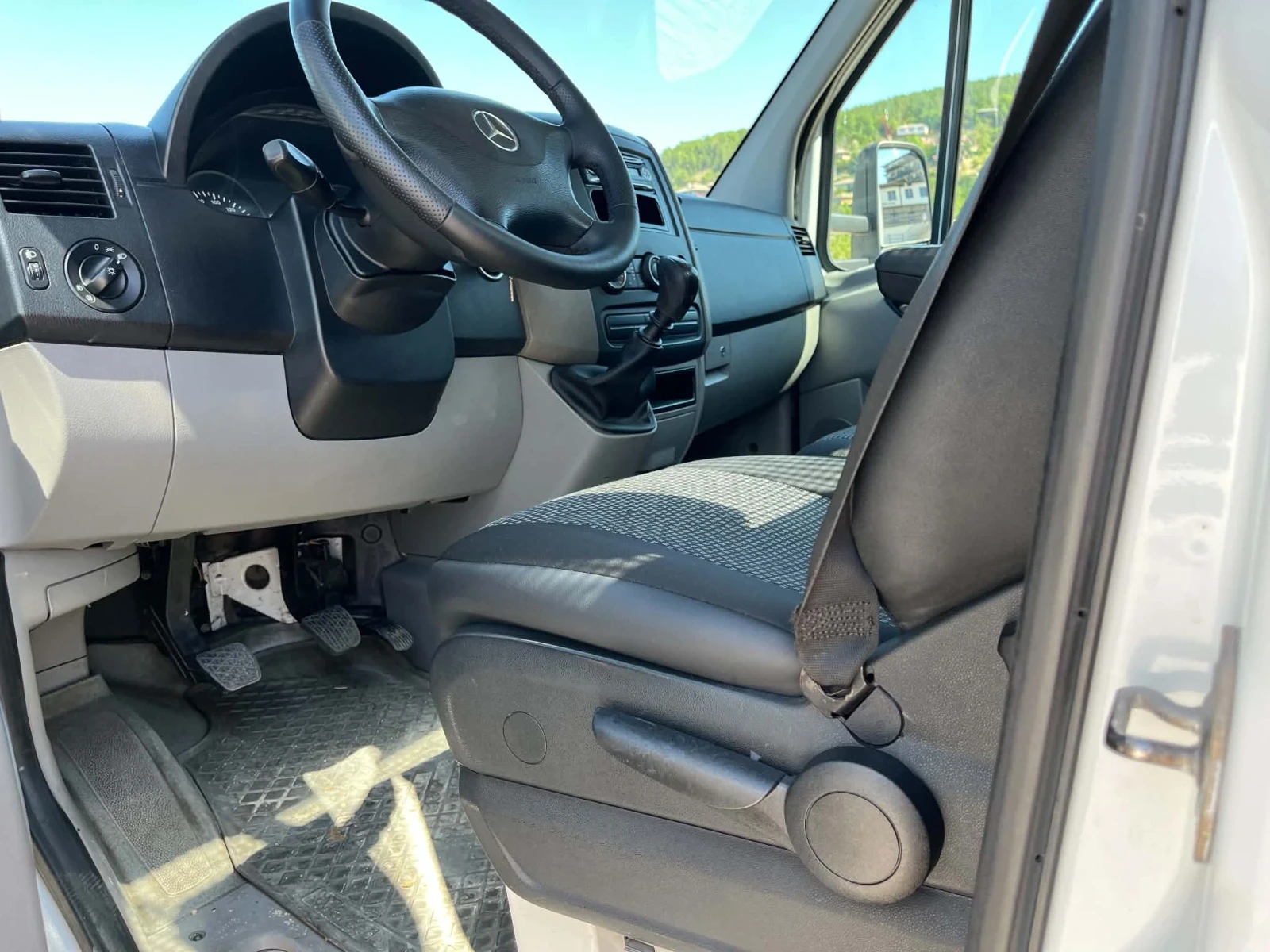 Mercedes-Benz Sprinter 418 3.0 cdi, снимка 9 - Бусове и автобуси - 56047758