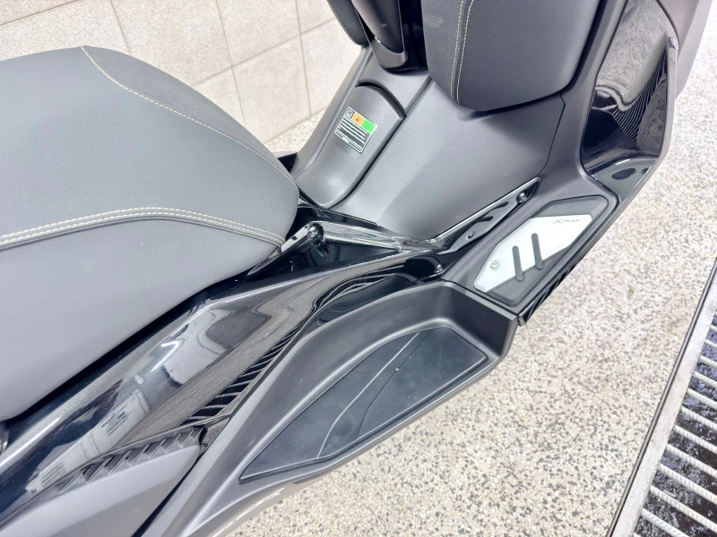 Yamaha X-max TechMax 300* Гаранционен* , снимка 13 - Мотоциклети и мототехника - 52581130
