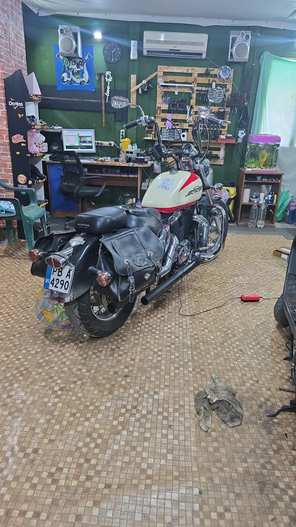 Honda Shadow 1100 - изображение 6