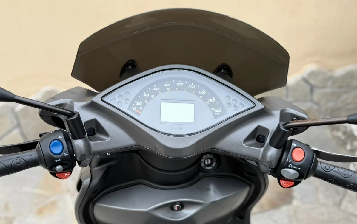 Malaguti Password 250cc 22ps - изображение 9