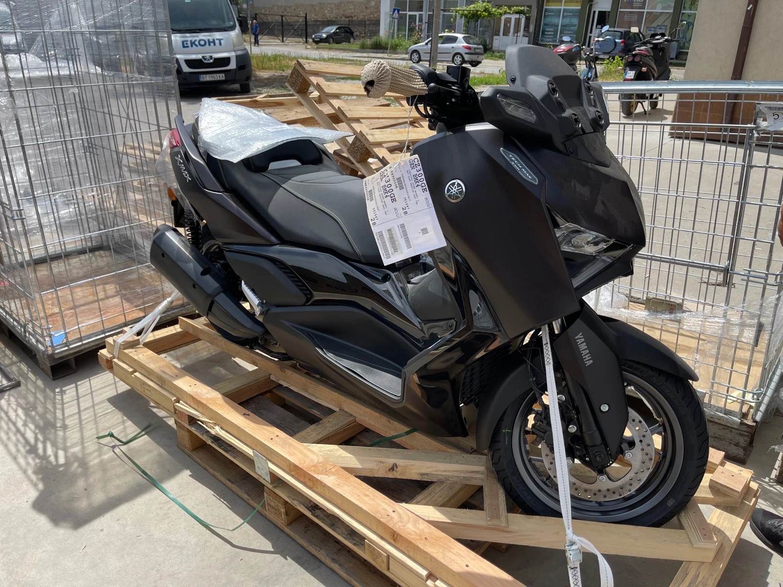 Yamaha X-max TechMax 300* *  | Mobile.bg   17