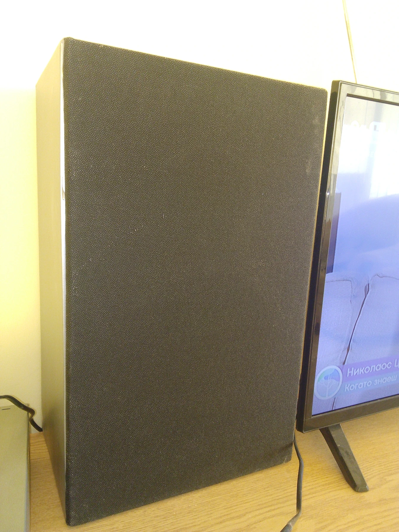 CD 4?50W. | Mobile.bg � ����������� 1