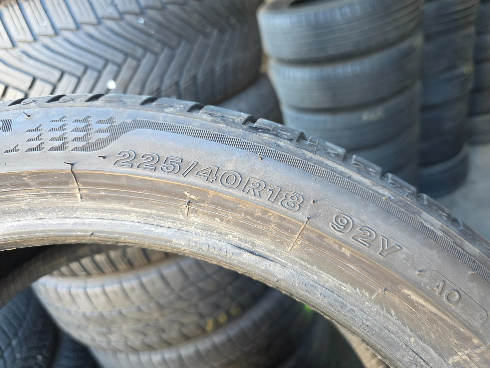 Гуми Летни 225/40R18, снимка 7 - Гуми и джанти - 55497282