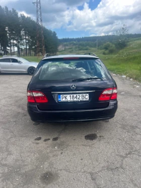 Mercedes-Benz E 220 Комби, снимка 4