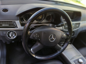 Mercedes-Benz E 350 4 MATIK, снимка 10 - Автомобили и джипове - 45390290