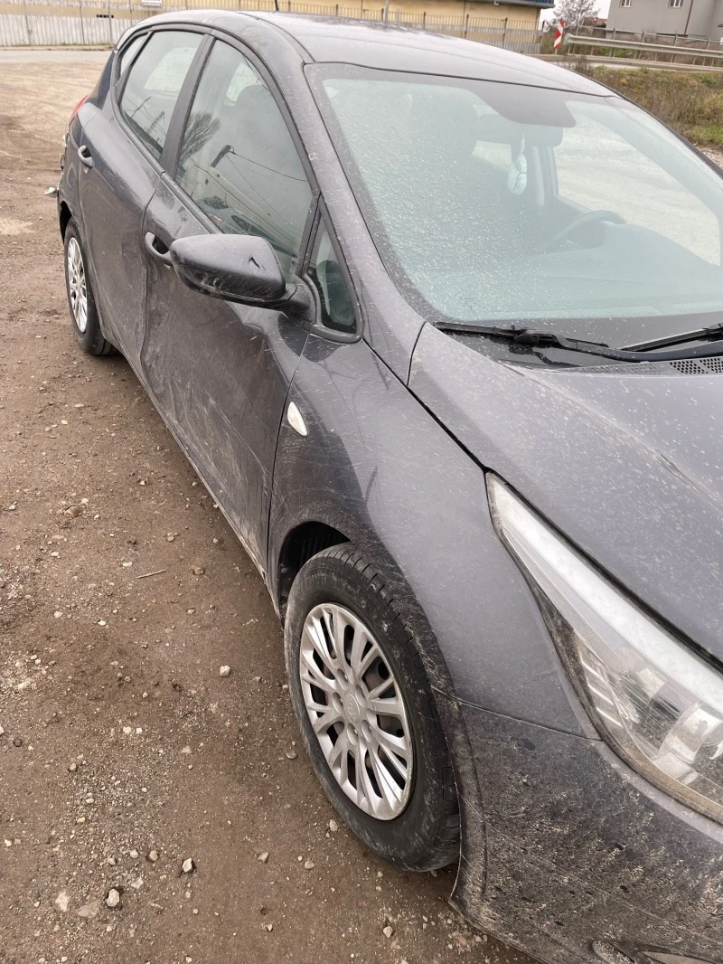 Kia Ceed 1.4, снимка 5 - Автомобили и джипове - 38909624