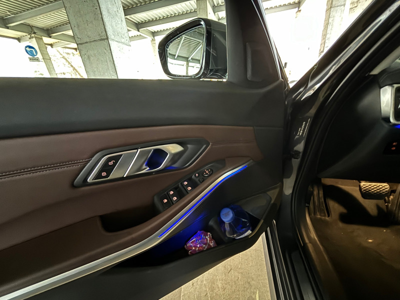 BMW 320 XDrive Гаранционна , снимка 8 - Автомобили и джипове - 44401454