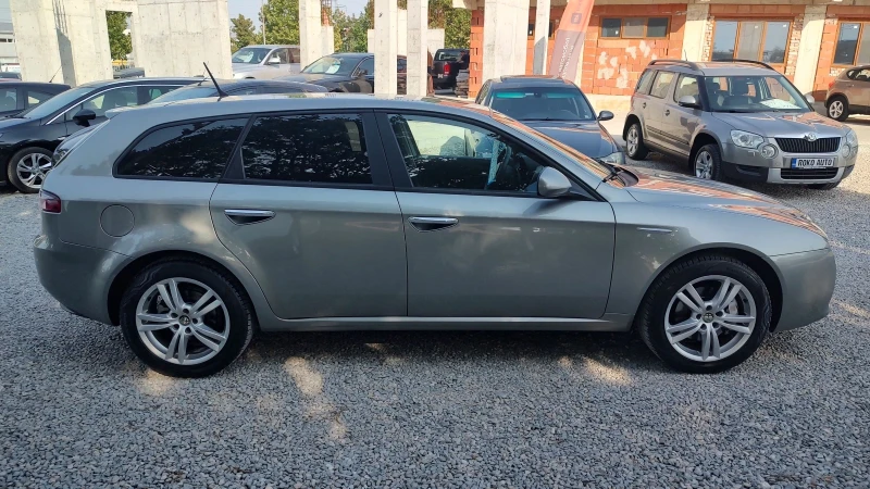 Alfa Romeo 159 sportwagon 1.9mJET, снимка 5 - Автомобили и джипове - 47132386