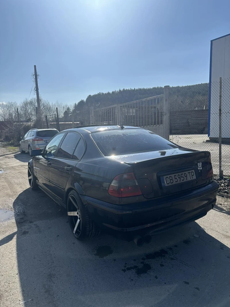 BMW 320, снимка 5 - Автомобили и джипове - 47205858