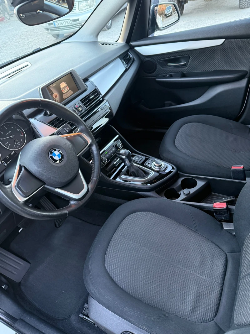 BMW 2 Active Tourer 2.0D, снимка 8 - Автомобили и джипове - 47933089