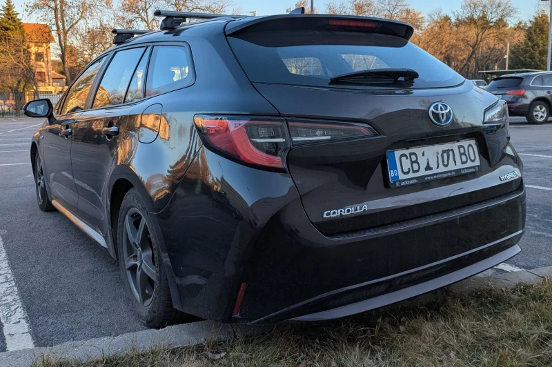 Toyota Corolla 1.8 Touring Sports Hybrid Comfort гаранция Relax, снимка 7 - Автомобили и джипове - 51734017