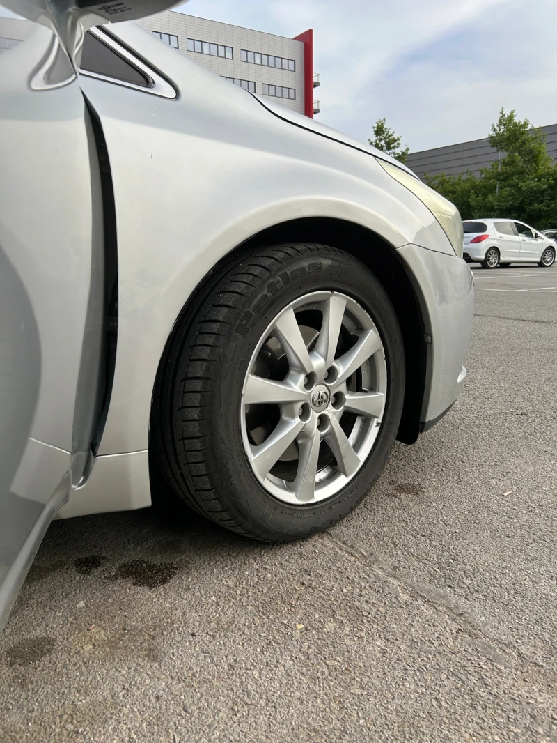 Toyota Avensis 2.2* D4D* 150.К.С* , снимка 11 - Автомобили и джипове - 51410953
