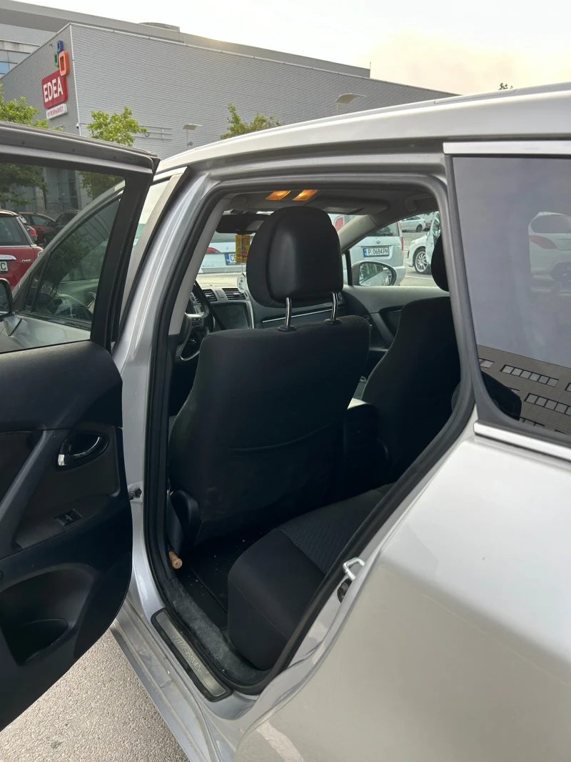 Toyota Avensis 2.2* D4D* 150.К.С* , снимка 7 - Автомобили и джипове - 51410953