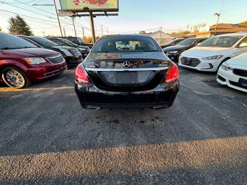 Mercedes-Benz C 300 AMG* KEYLESS* ПОДГРЕВ* КАМЕРА* , снимка 4 - Автомобили и джипове - 52294060