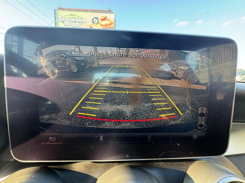 Mercedes-Benz C 300 AMG* KEYLESS* ПОДГРЕВ* КАМЕРА* , снимка 14 - Автомобили и джипове - 52294060