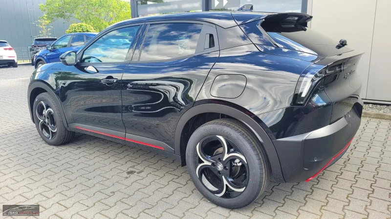 Alfa Romeo Junior НОВ!SPECIALE/136HP/LED/NAVI/PDS/CAM/18/800v, снимка 3 - Автомобили и джипове - 52323094