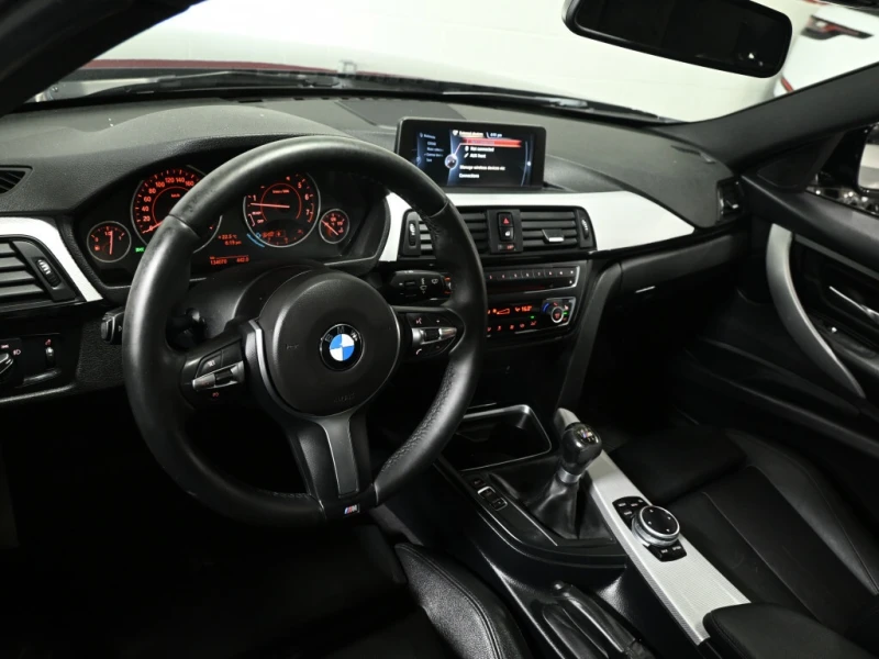 BMW 335 * 335i ///M No Accident Leather Navigation Sunroof, снимка 11 - Автомобили и джипове - 52931567