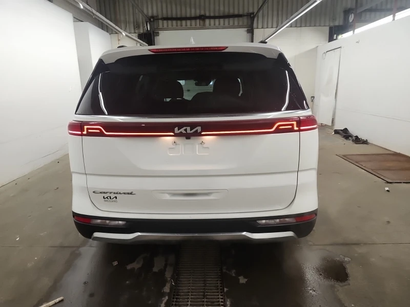 Kia Carnival * * CARFAX * * АВТО КРЕДИТ * * , снимка 6 - Автомобили и джипове - 53055004