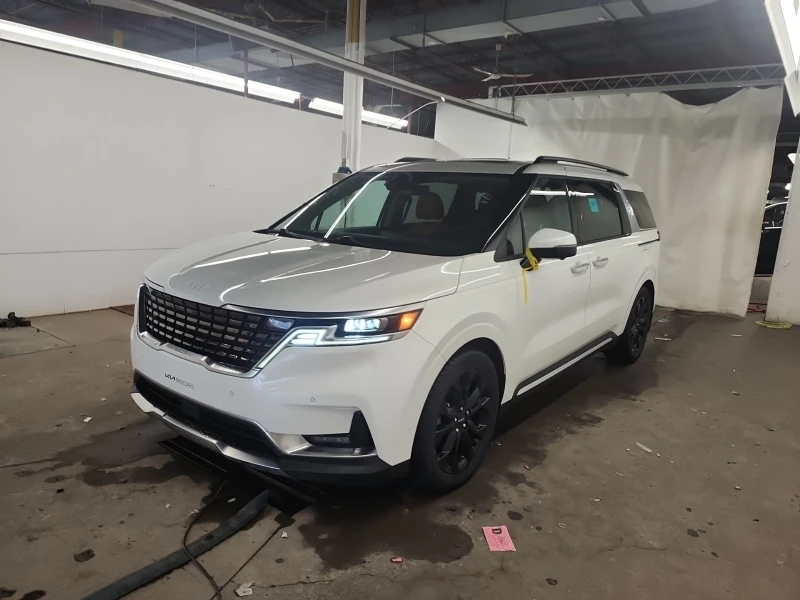 Kia Carnival * * CARFAX * * АВТО КРЕДИТ * * , снимка 3 - Автомобили и джипове - 53055004