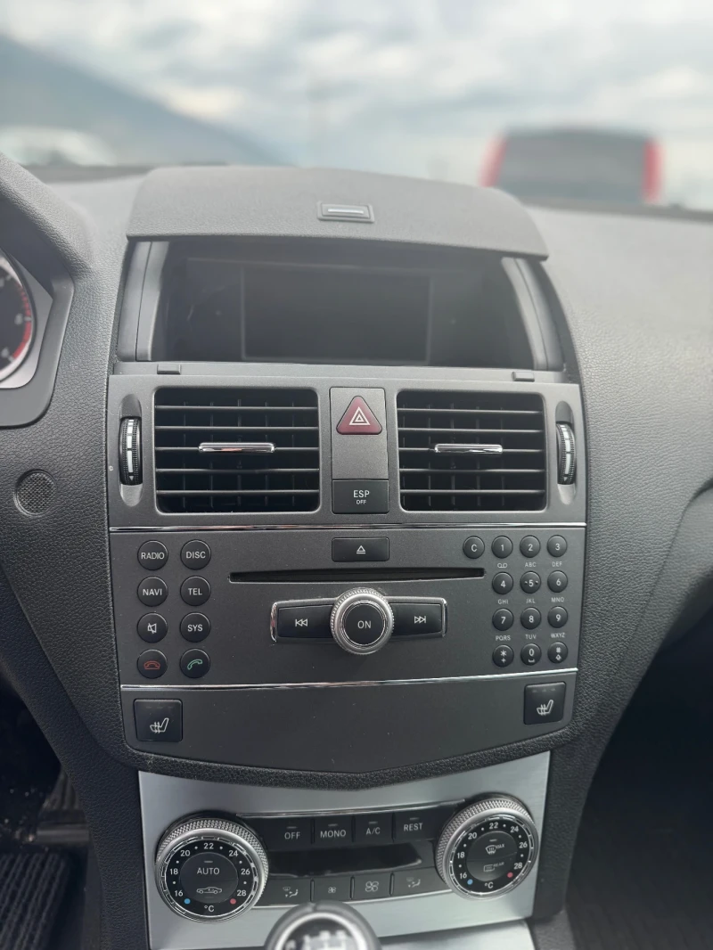 Mercedes-Benz C 250 Avantgarde, снимка 12 - Автомобили и джипове - 53270702