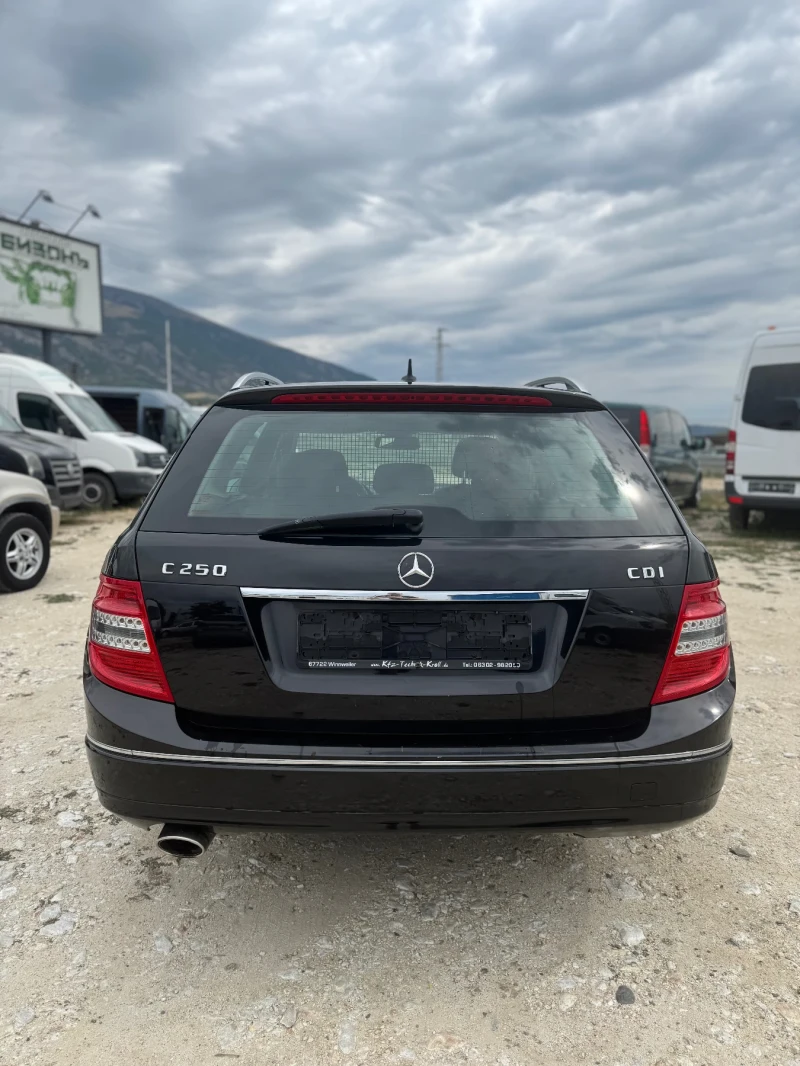 Mercedes-Benz C 250 Avantgarde, снимка 6 - Автомобили и джипове - 53270702