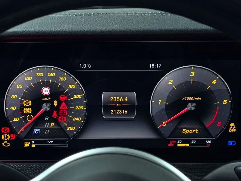 Mercedes-Benz CLS CLS400d 4MATIC AMG Line| 330к.с.| ВКЛ.ТЕХНОТЕСТ, снимка 8 - Автомобили и джипове - 55217975