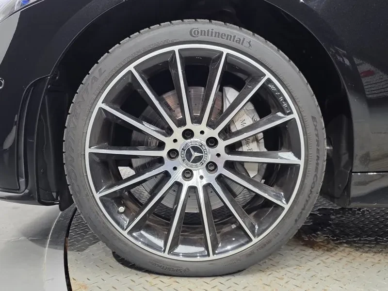 Mercedes-Benz CLS 450 4Matic Amg Line, снимка 5 - Автомобили и джипове - 55952067