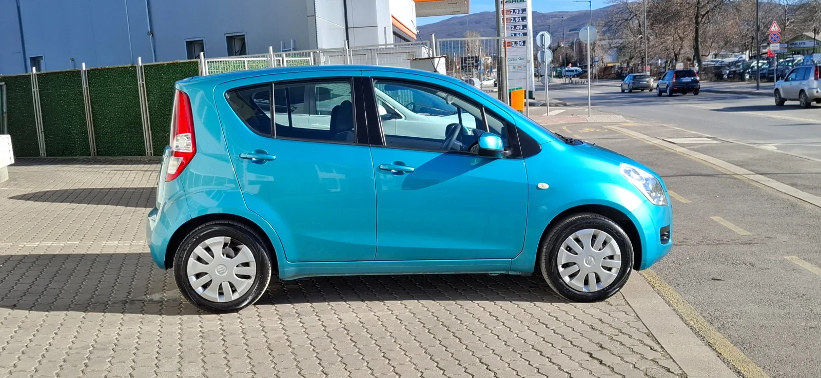 Suzuki Splash Бензин  147000 Като нова - изображение 4