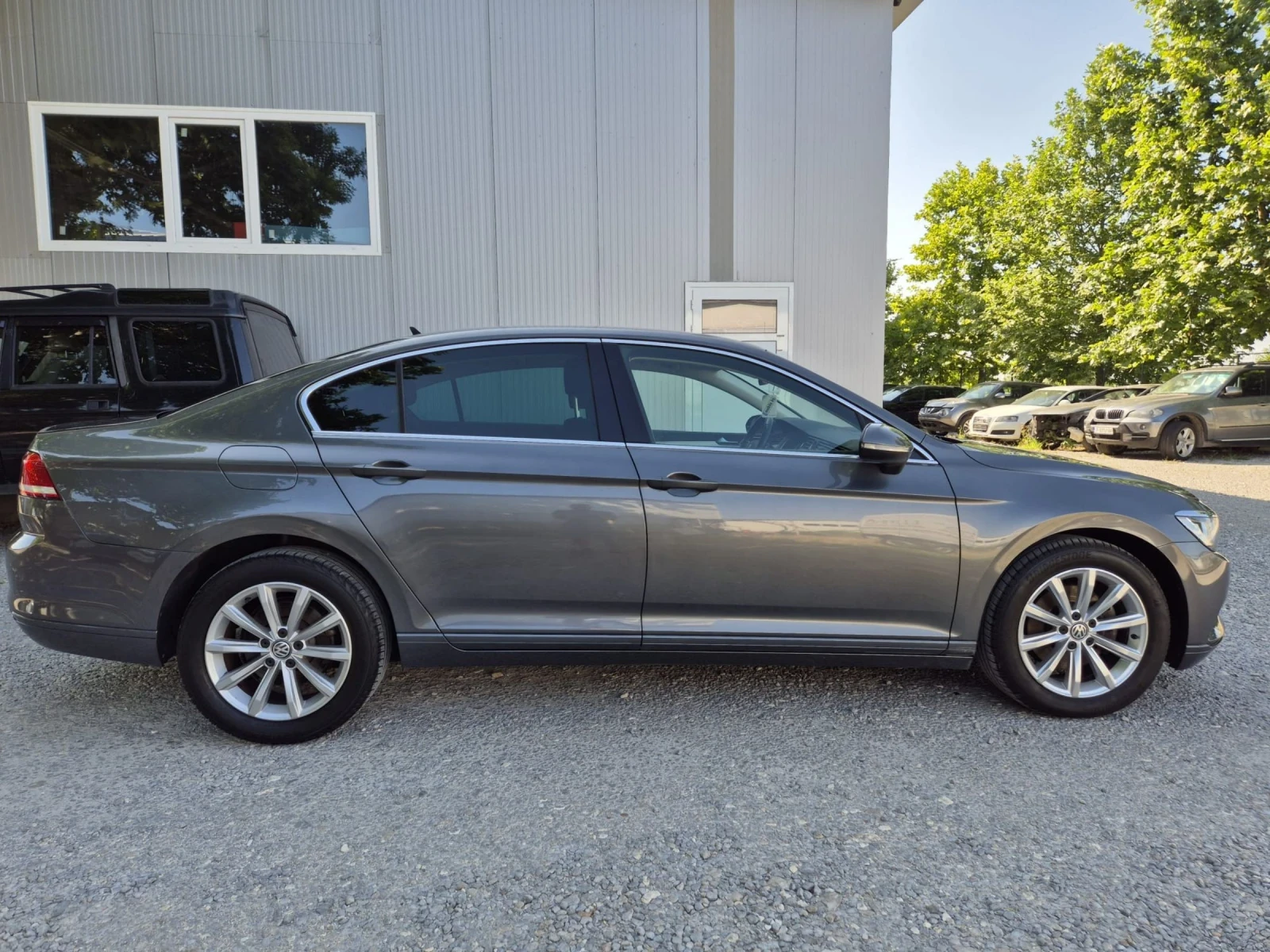 VW Passat 2.0TDI- Navi - изображение 5