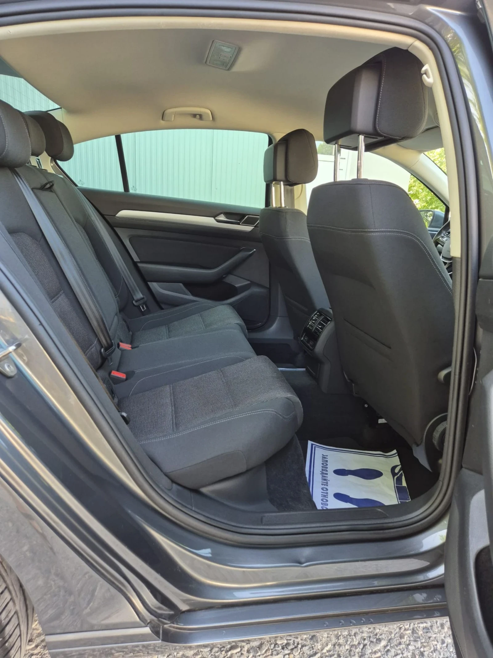 VW Passat 2.0TDI- Navi - изображение 10
