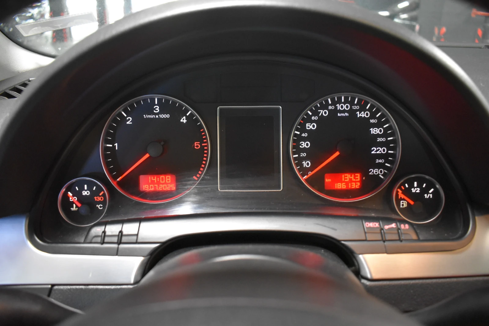 Audi A4 | Mobile.bg — изображение 15