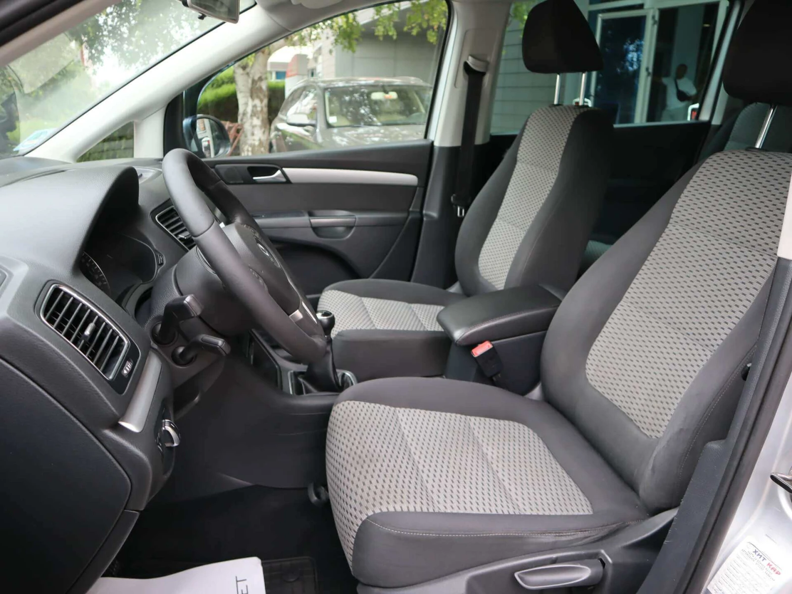 VW Sharan 2.0TDI/Подгрев/Isofix/Климатроник/PDC - изображение 9