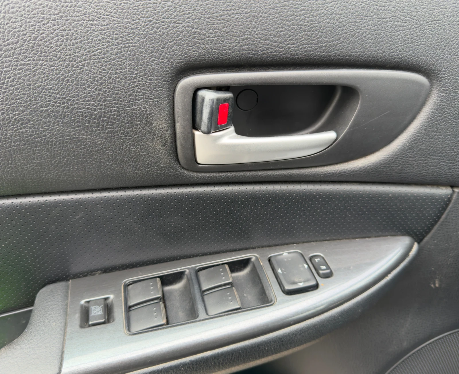 Mazda 6 2.0 газ инжекцион авточатик - изображение 5