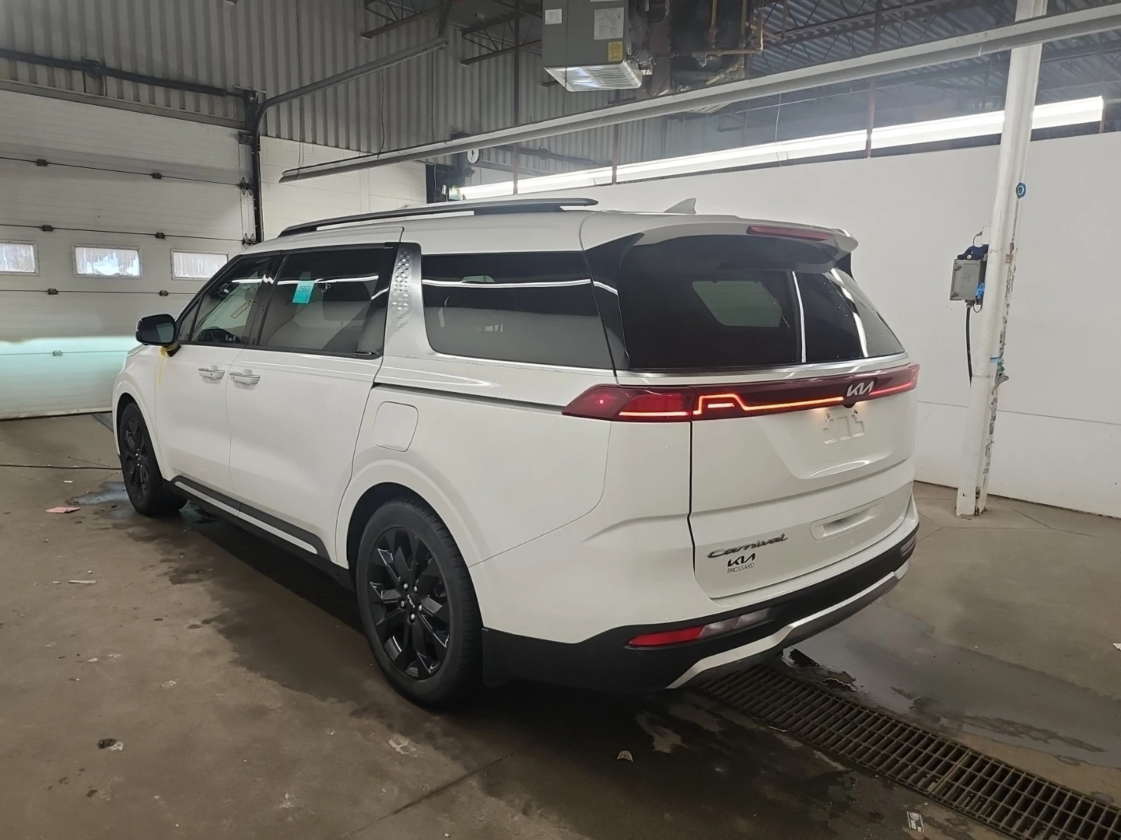 Kia Carnival * * CARFAX * * ���� ������ * *  | Mobile.bg � ����������� 5