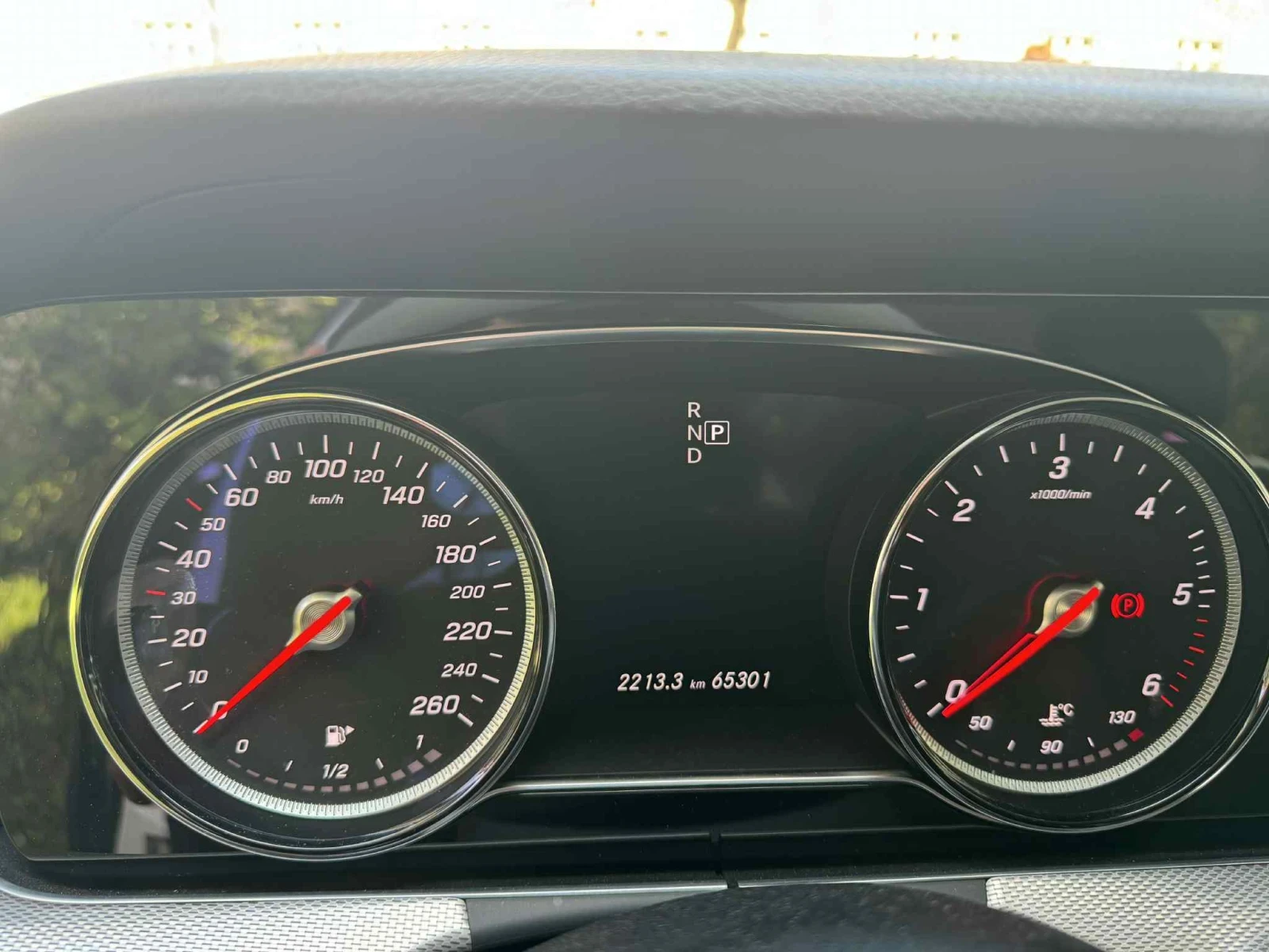 Mercedes-Benz E 220 2020, снимка 5 - Автомобили и джипове - 53884092