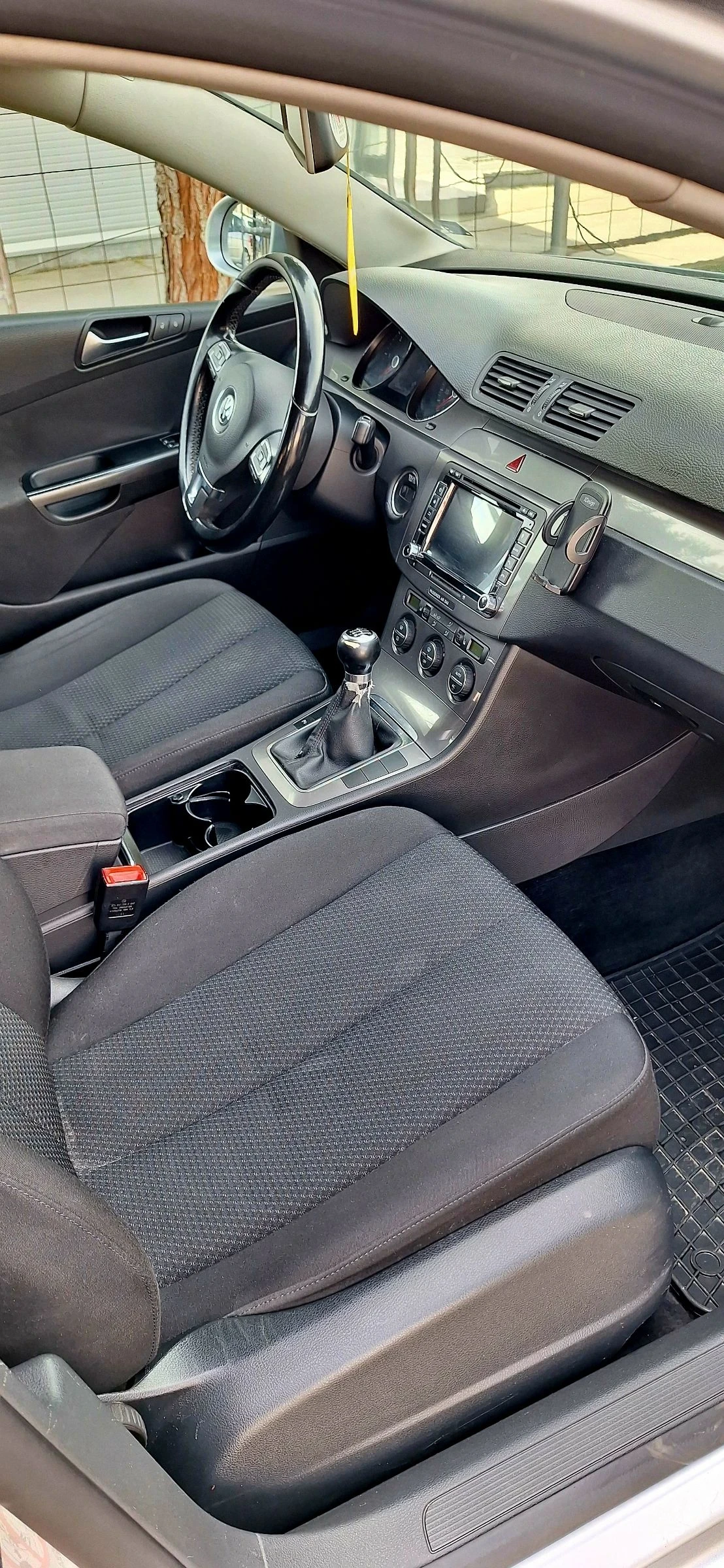 VW Passat B6 2.0TDI, снимка 6 - Автомобили и джипове - 53899552