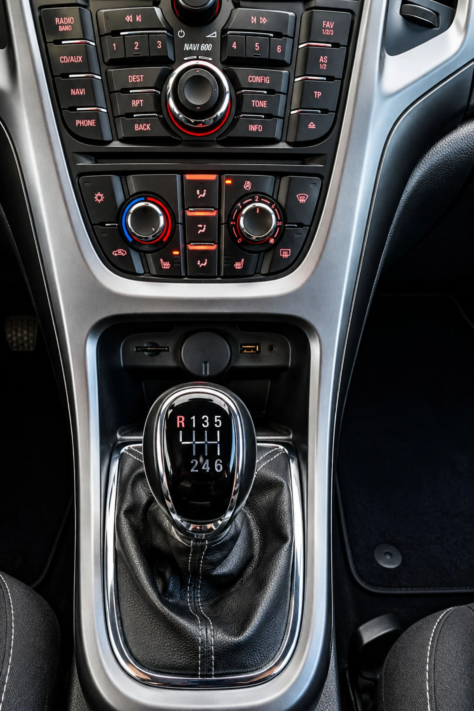 Opel Astra 1.6 TURBO GTC | Mobile.bg � ����������� 8