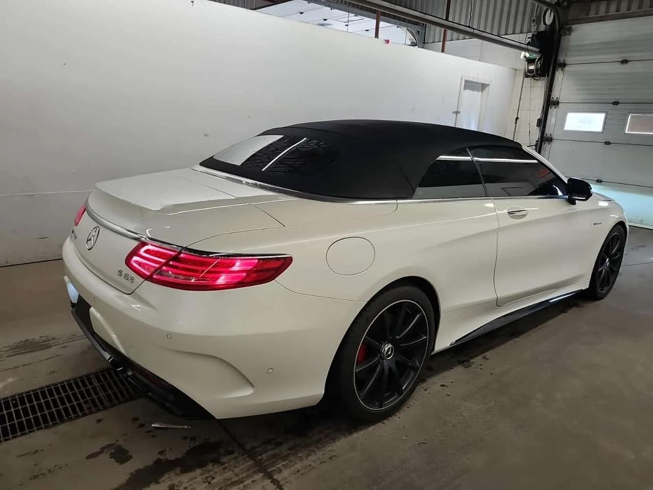 Mercedes-Benz S 63 AMG COUPE * 2 КЛЮЧА* ОБДУХВАНЕ* CARFAX *  - изображение 3