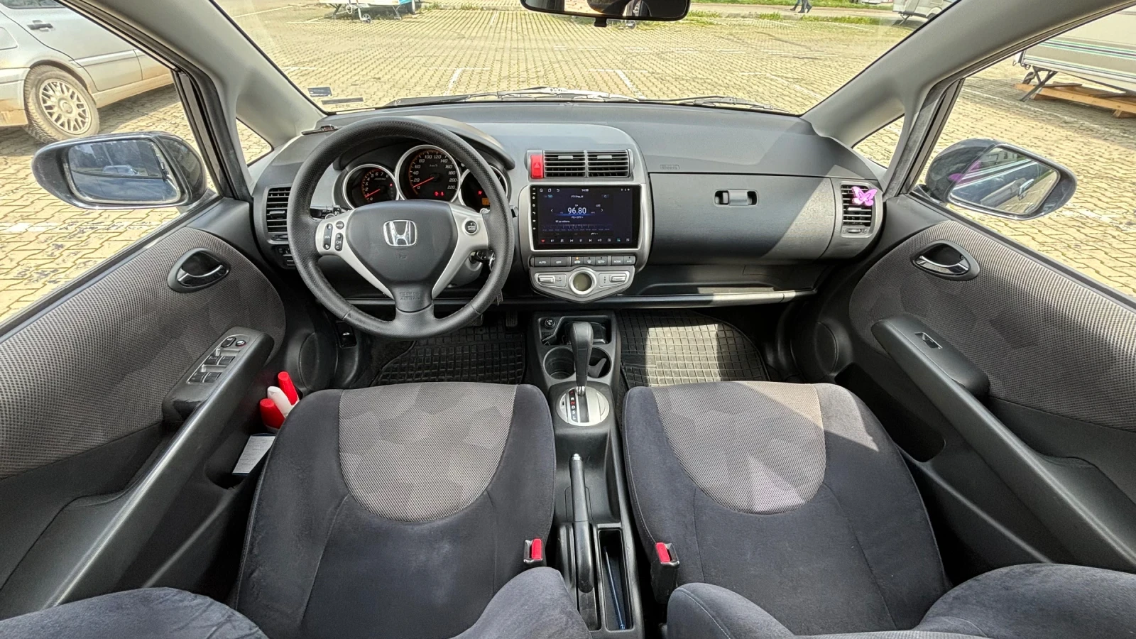 Honda Jazz, снимка 6 - Автомобили и джипове - 54044837