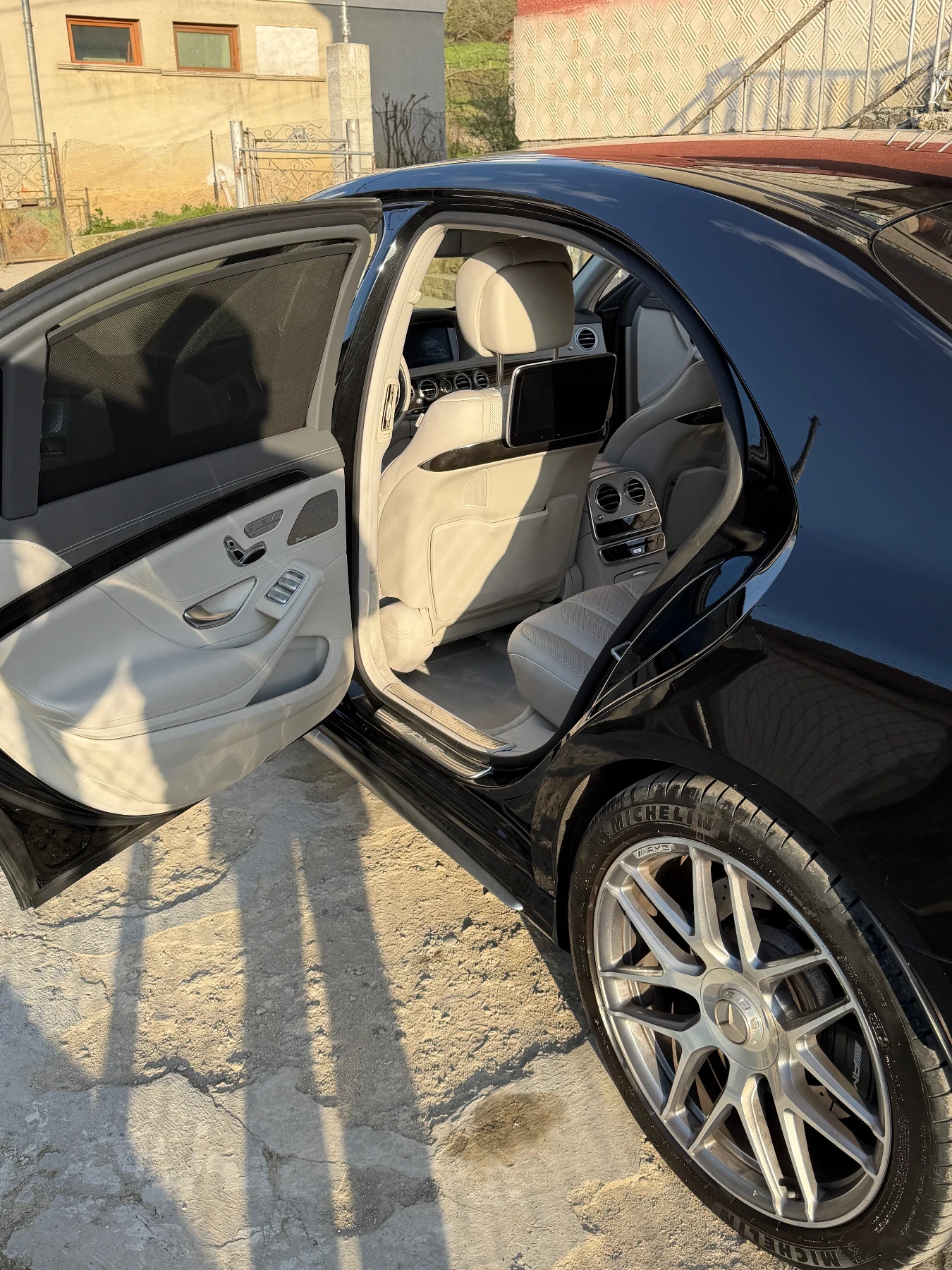 Mercedes-Benz S 63 AMG, снимка 5 - Автомобили и джипове - 54338852