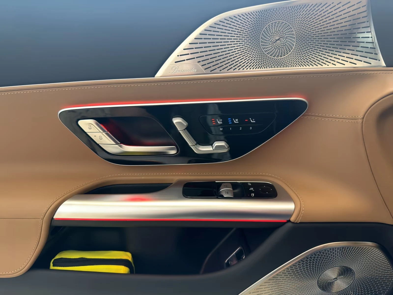 Mercedes-Benz GT AMG 63 4M+ HEAD UP 360 CAMERA , снимка 15 - Автомобили и джипове - 54344261