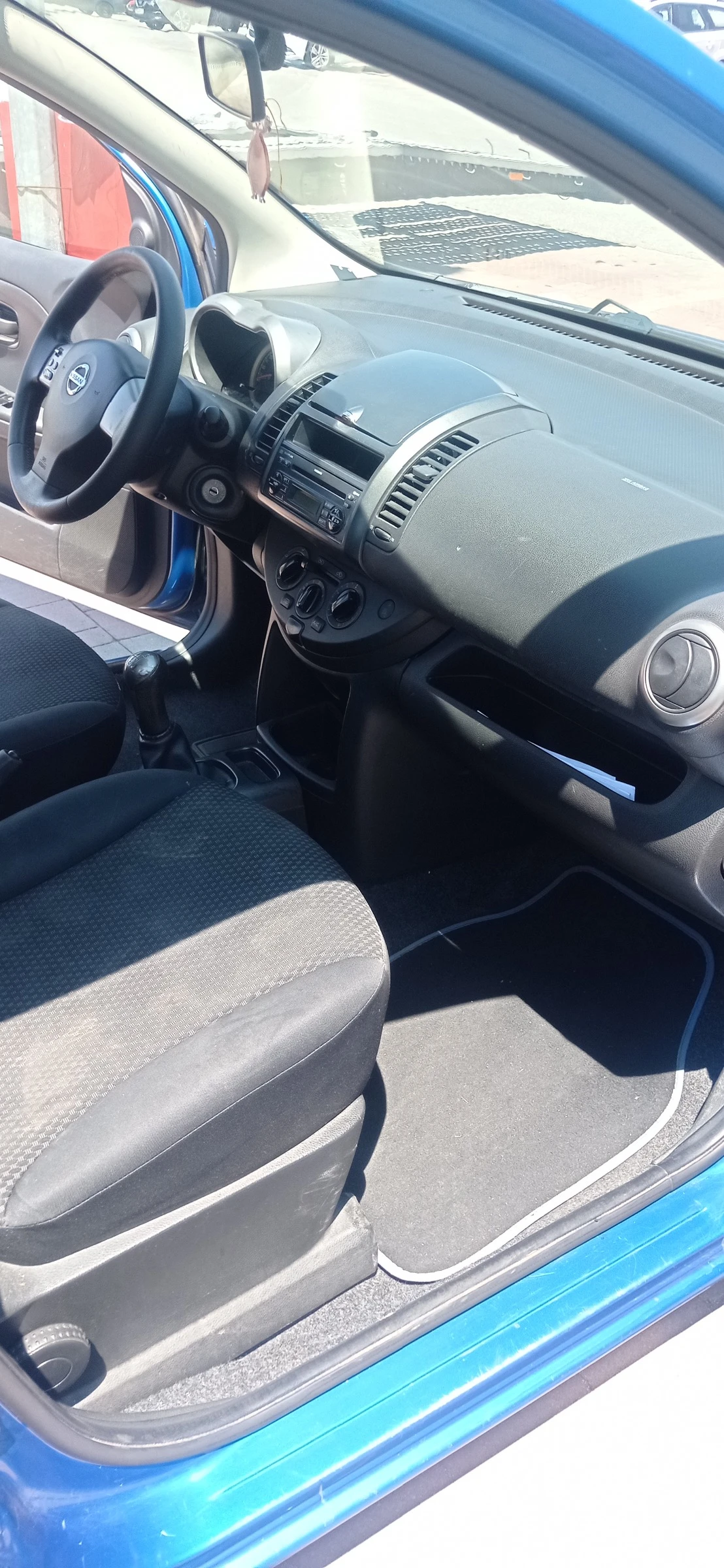 Nissan Note, снимка 6 - Автомобили и джипове - 54989982