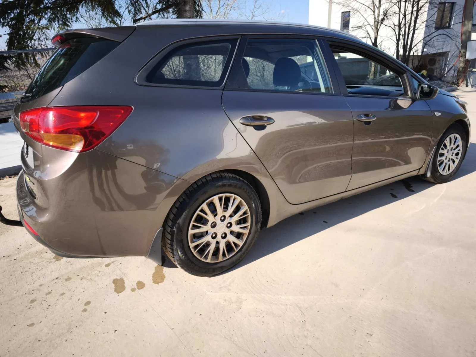 Kia Ceed, снимка 5 - Автомобили и джипове - 55043700