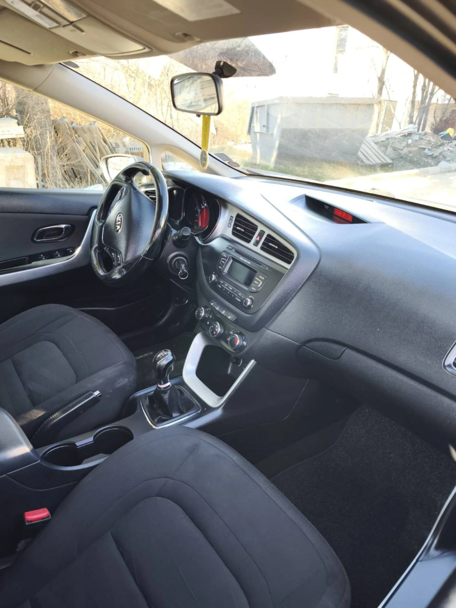 Kia Ceed, снимка 15 - Автомобили и джипове - 55043700