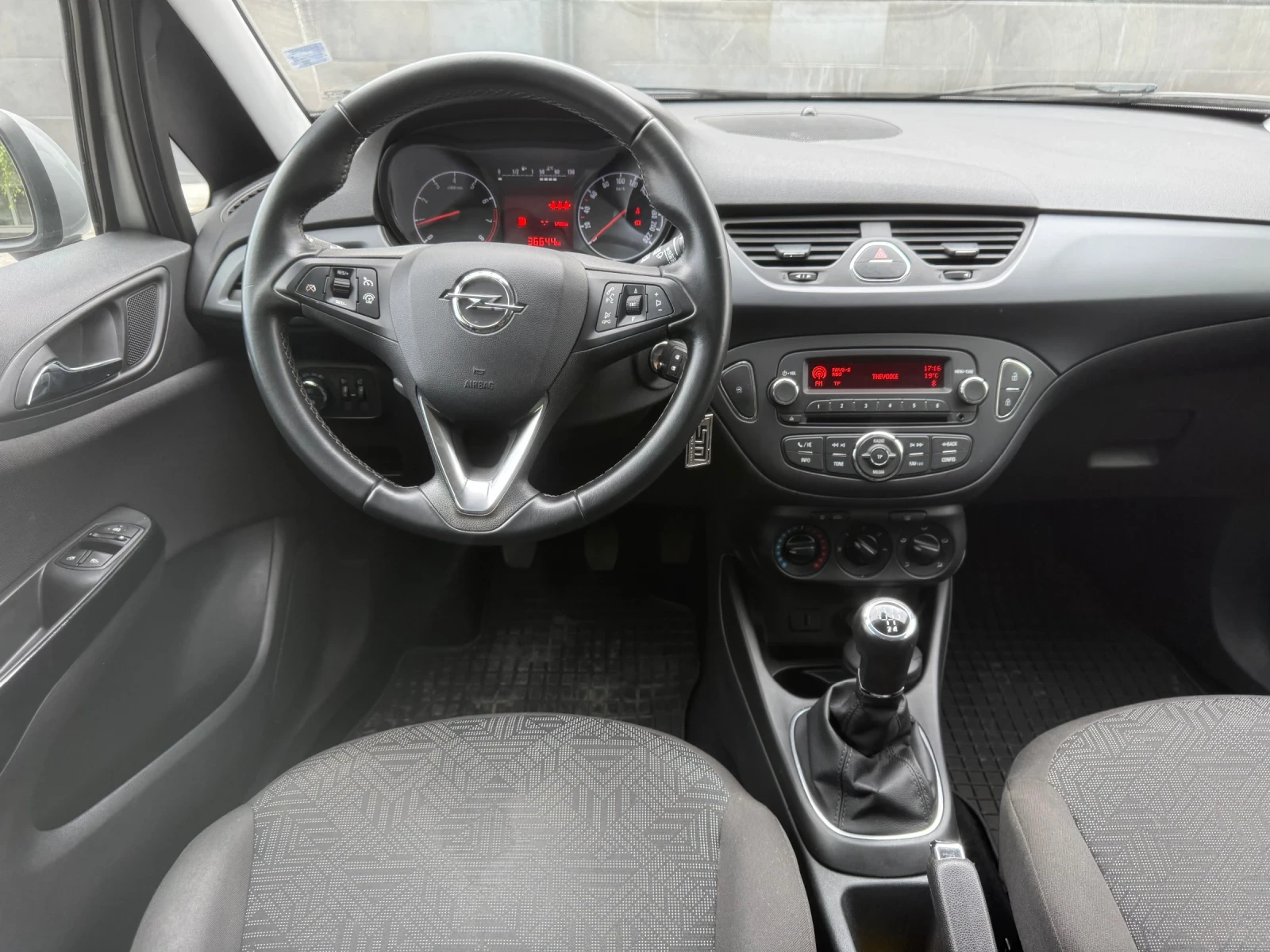 Opel Corsa E, снимка 14 - Автомобили и джипове - 55120240