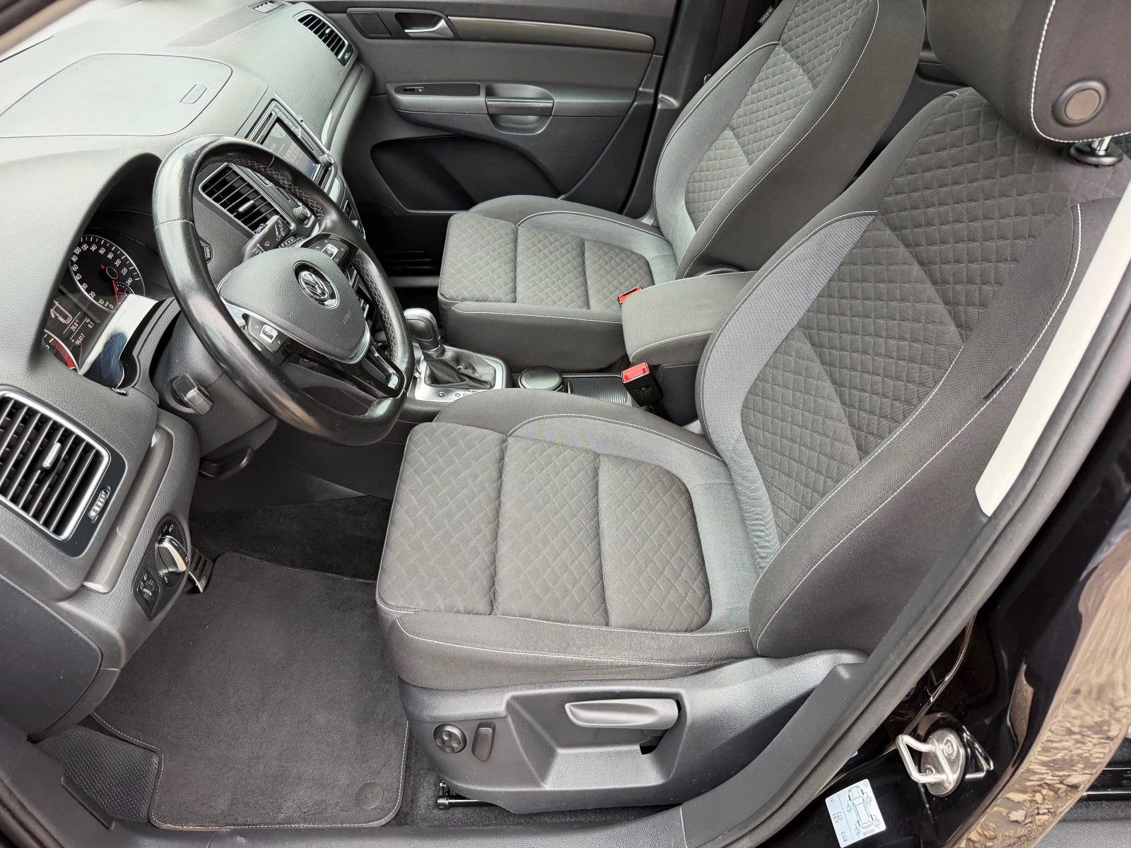 VW Sharan 2.0TDI* FACE* FULL* AVTOMAT* 7MESTA, снимка 10 - Автомобили и джипове - 55211353