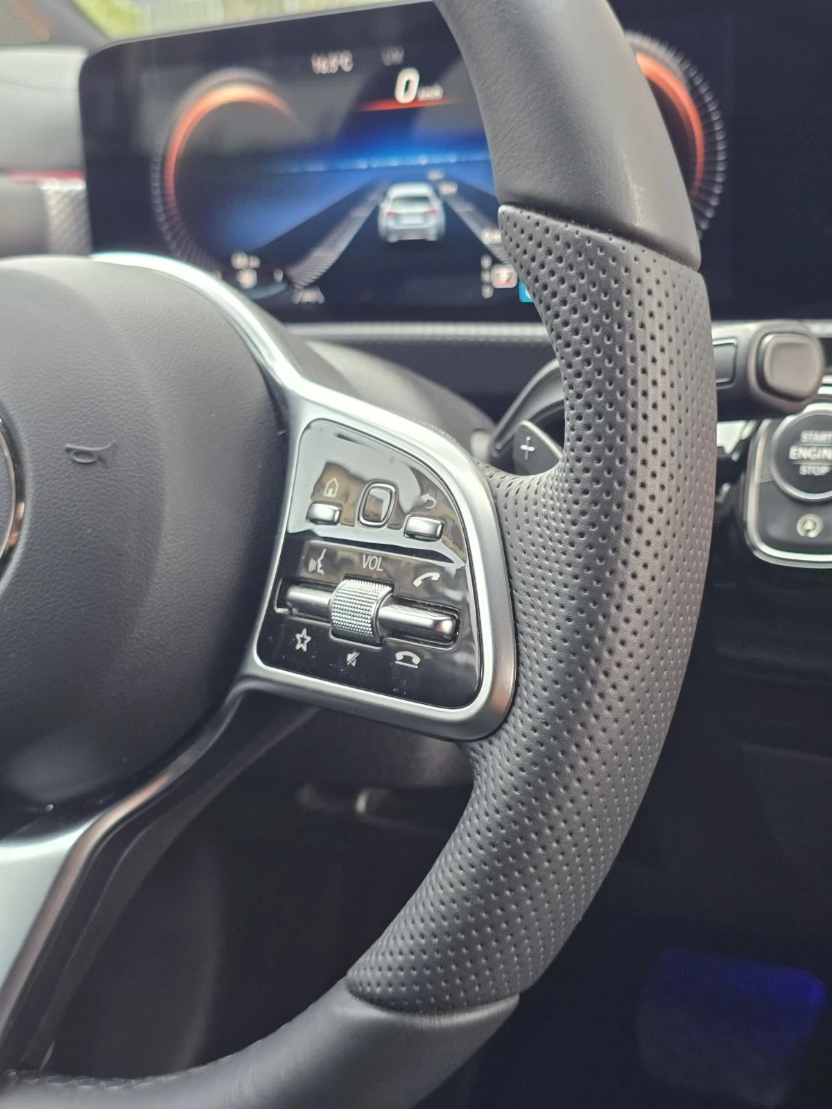 Mercedes-Benz CLA 220 limited edition лизинг/бартер, снимка 11 - Автомобили и джипове - 55228716