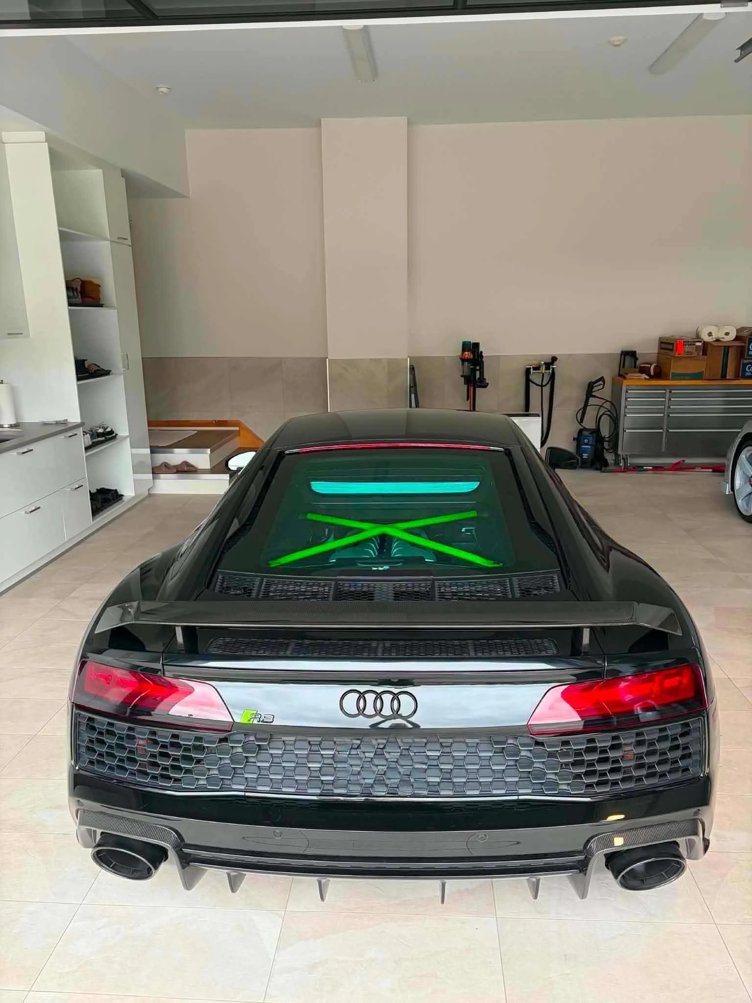 Audi R8 V10 PERFORMANCE ЦЕНА ДО БЪЛГАРИЯ АВТОКРЕДИТ, снимка 4 - Автомобили и джипове - 55644998