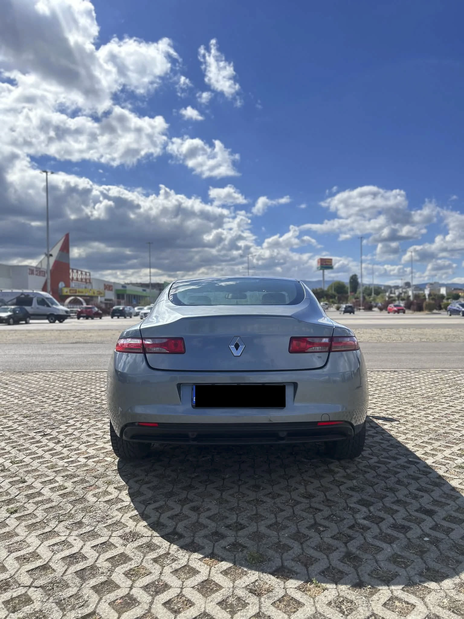 Renault Laguna Coupe, снимка 8 - Автомобили и джипове - 56357401